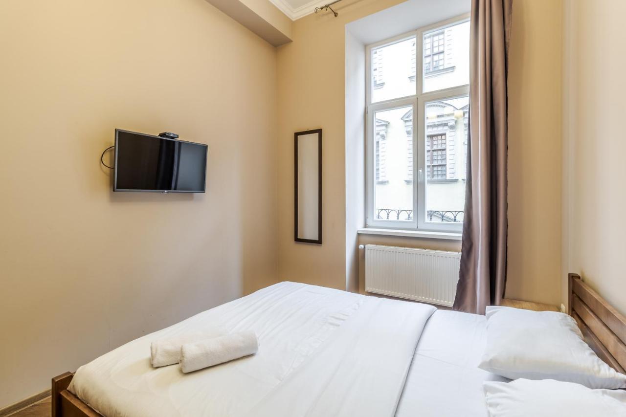Apartment On Stavropihiiska Street 3 Lwów Zewnętrze zdjęcie