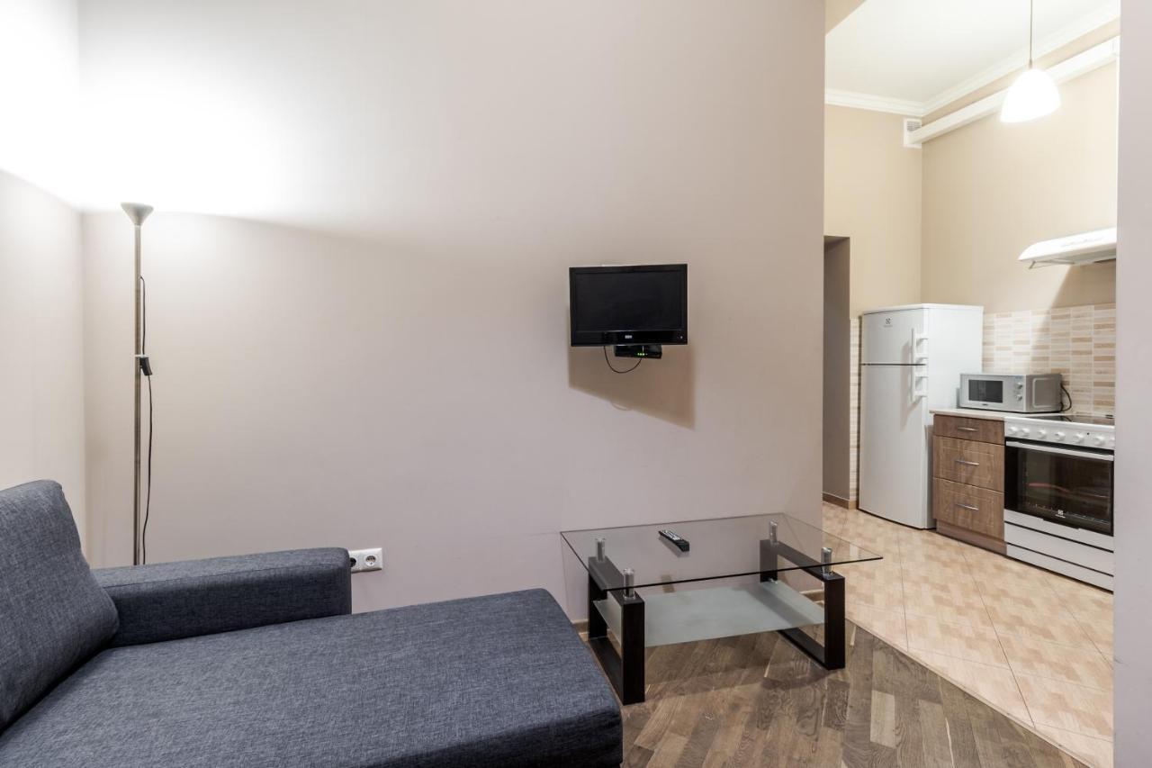 Apartment On Stavropihiiska Street 3 Lwów Zewnętrze zdjęcie