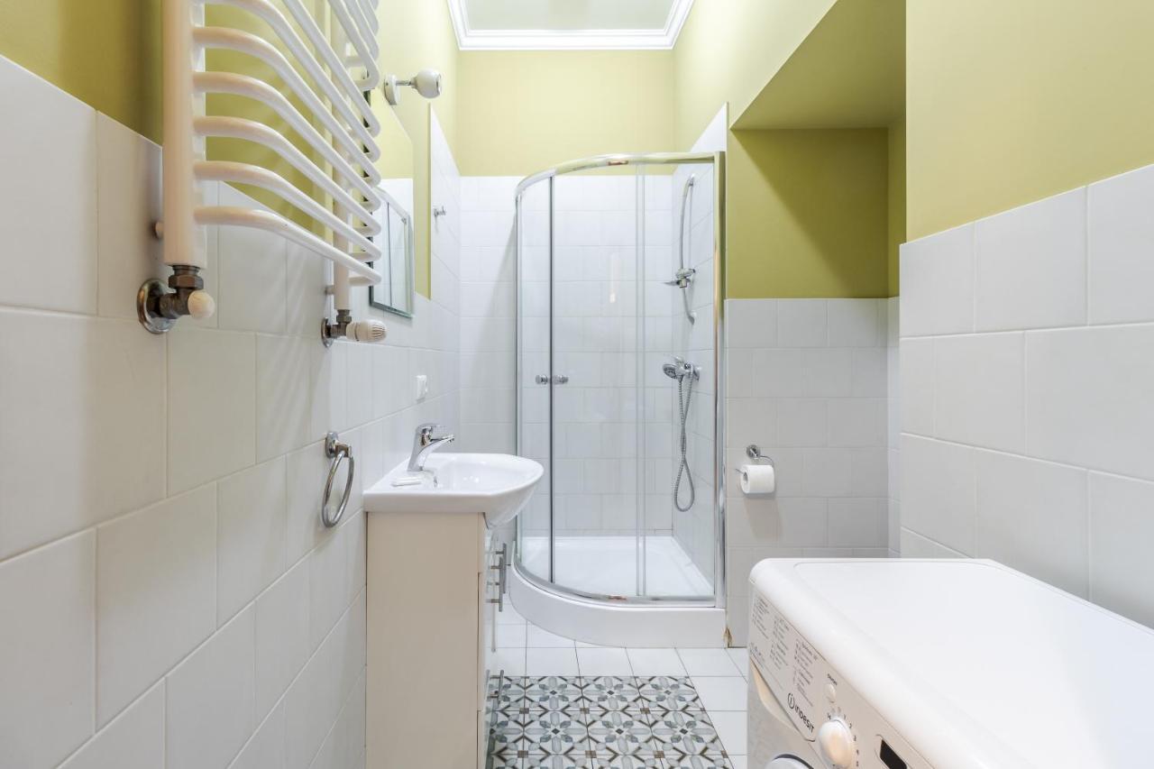 Apartment On Stavropihiiska Street 3 Lwów Zewnętrze zdjęcie